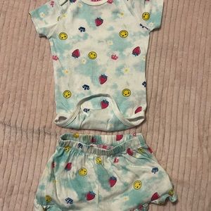JUICY by Juicy Couture matching set, 24M